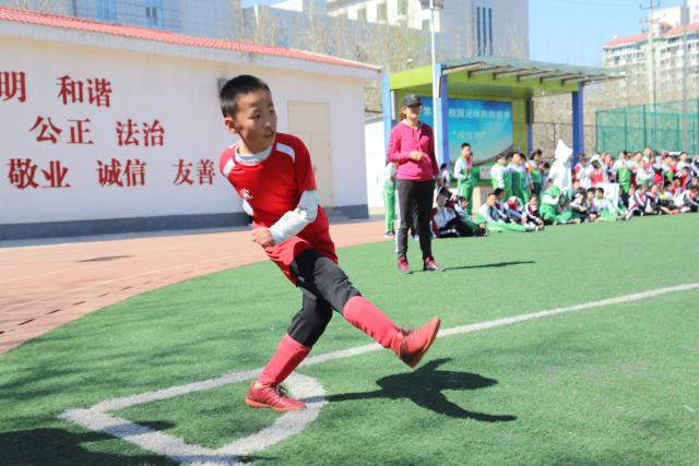 白堡主席谈球队大换血：为了满足欧足联财政条例，这是生存常态